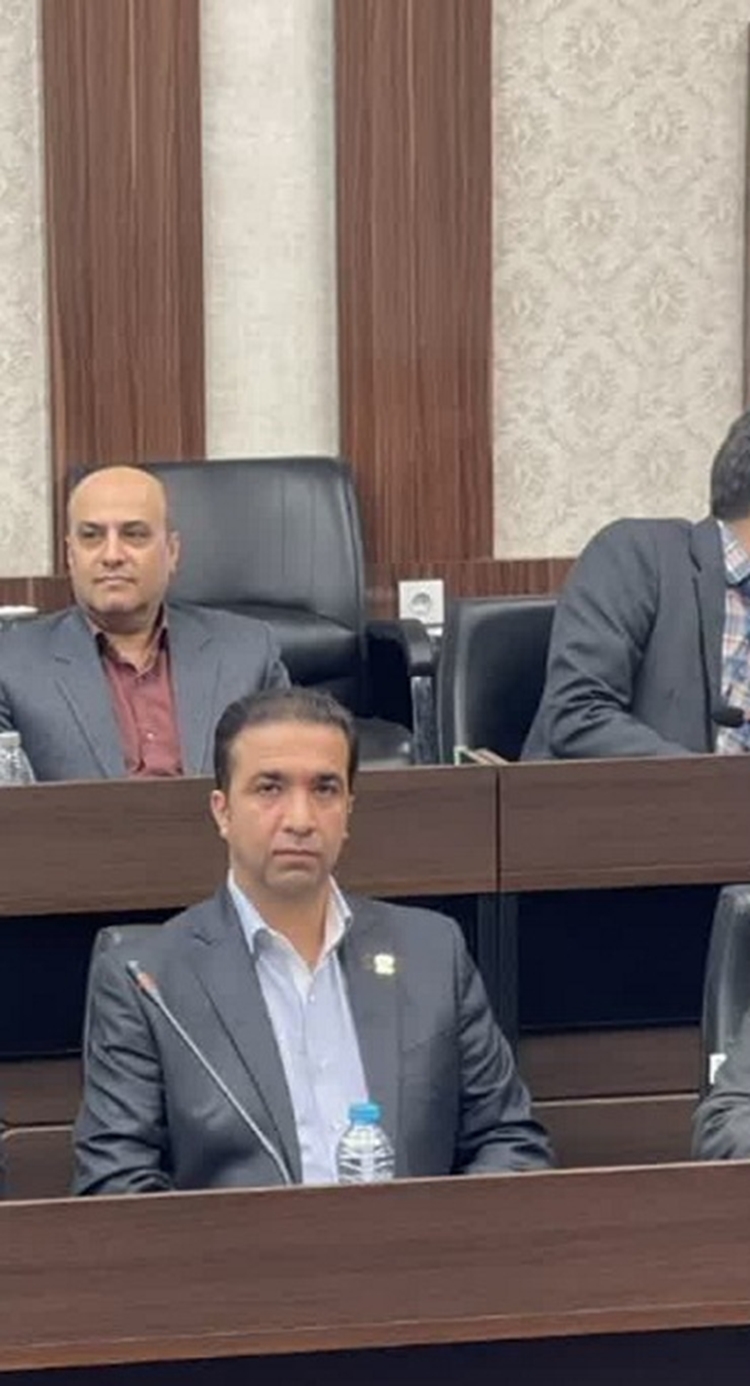 نشست تخصصی مقابله با بحران تب برفکی در تربت حیدریه 